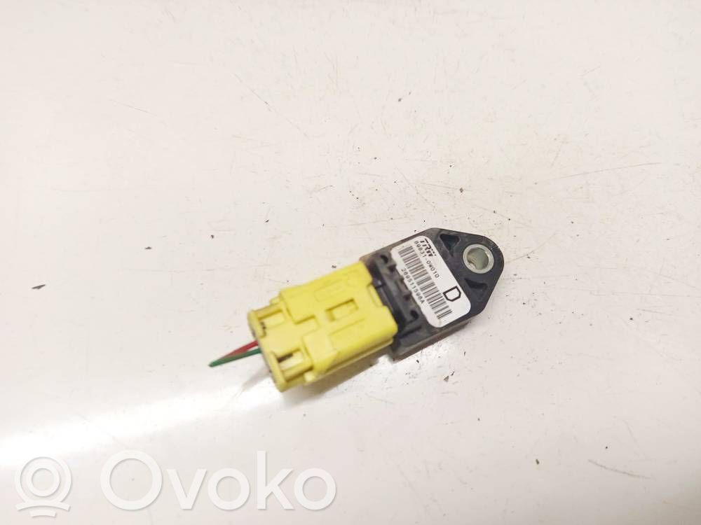 Toyota Corolla Verso AR10 Senzor impact/declanșare airbag 