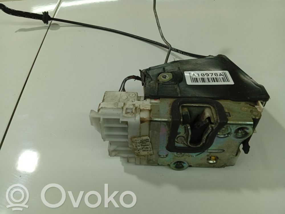 Mercedes-Benz A W169 Takaoven lukko 