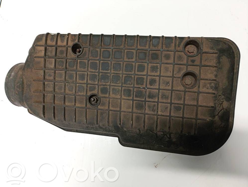 Ford Mondeo MK I Rezonator admisie 