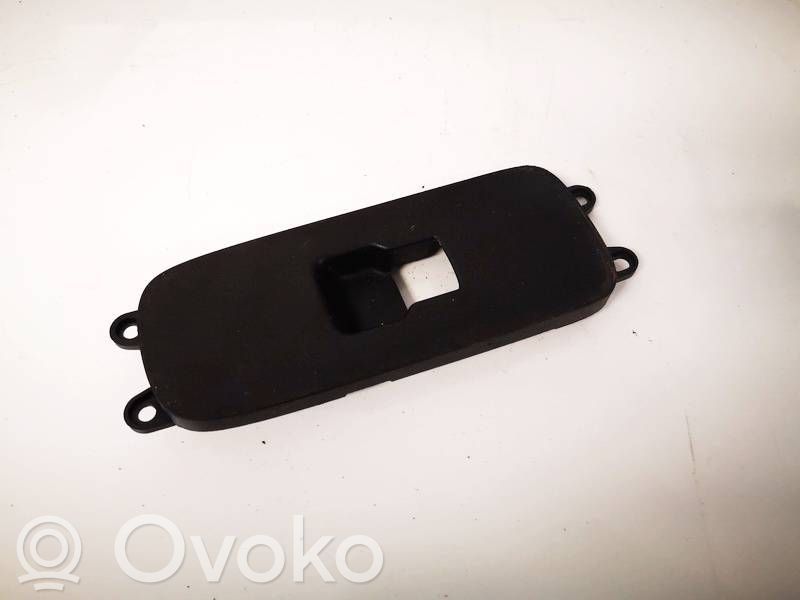 Volvo C30 Ramă comutator geam ușă față 
