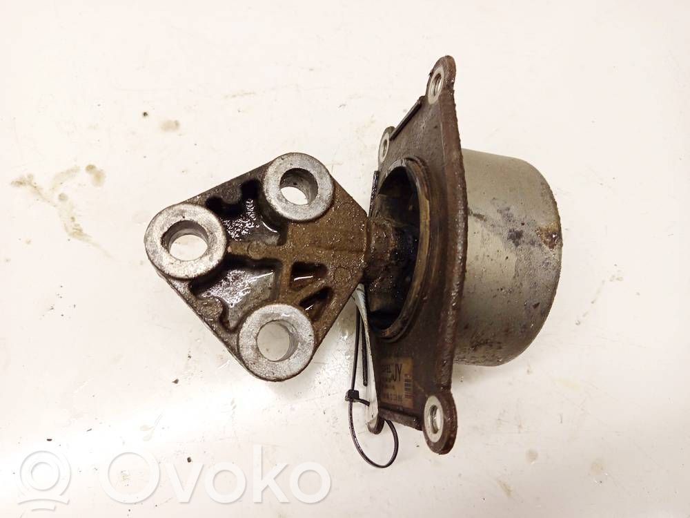 Opel Astra H Moottorin kiinnikekorvake 