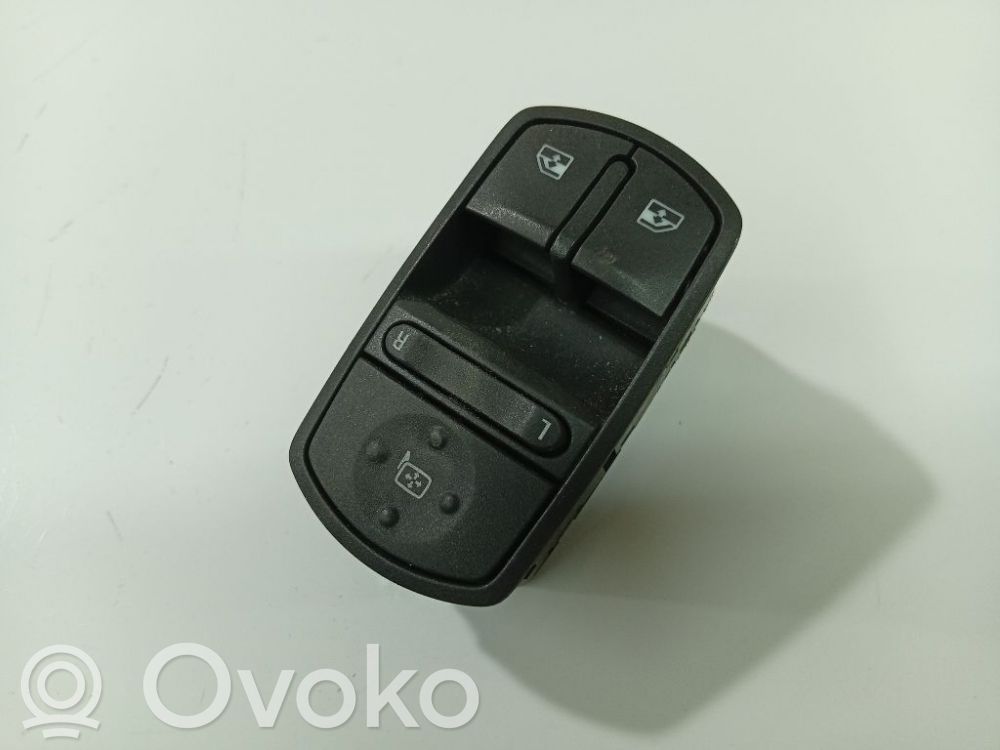 Opel Corsa D Comutator comandă geamuri electrice 