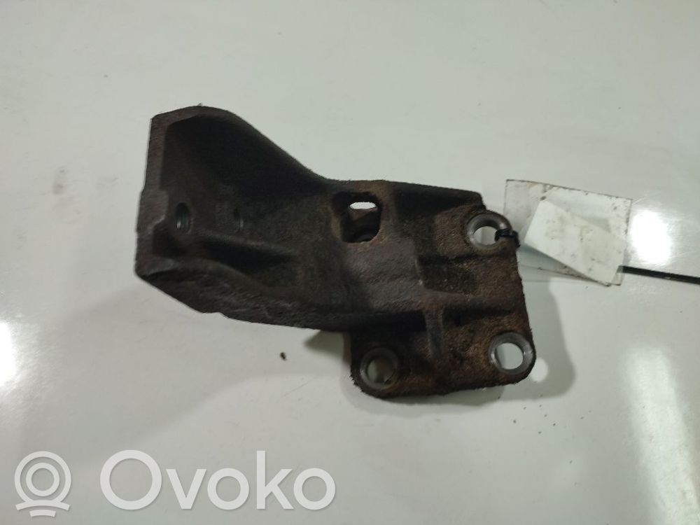 Engine mounting bracket   7M0399135B,7M0399135B,7M0399135B