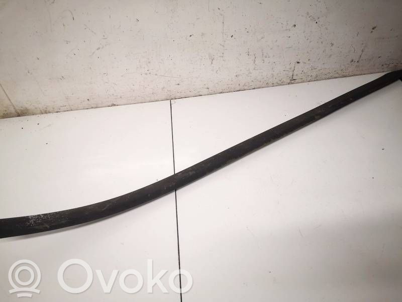 Volvo S40, V40 Moulure de porte avant 