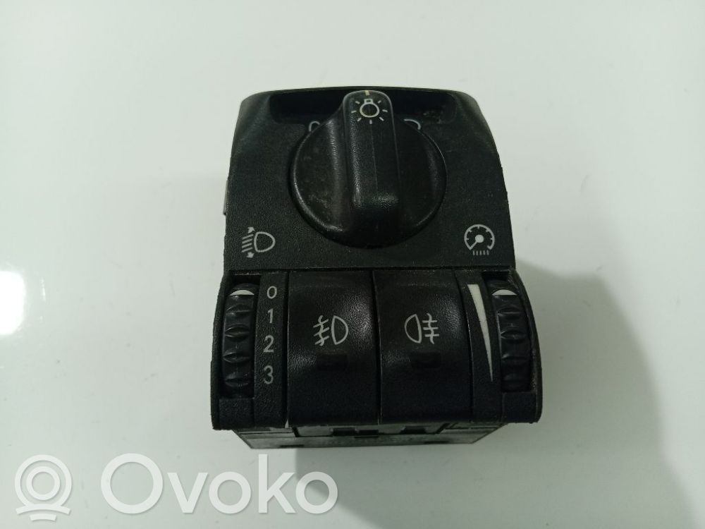 Opel Omega B2 Light switch 