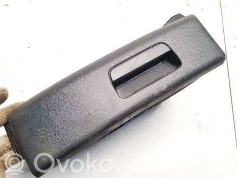 Guantera   1K0882600B,1K0882600B