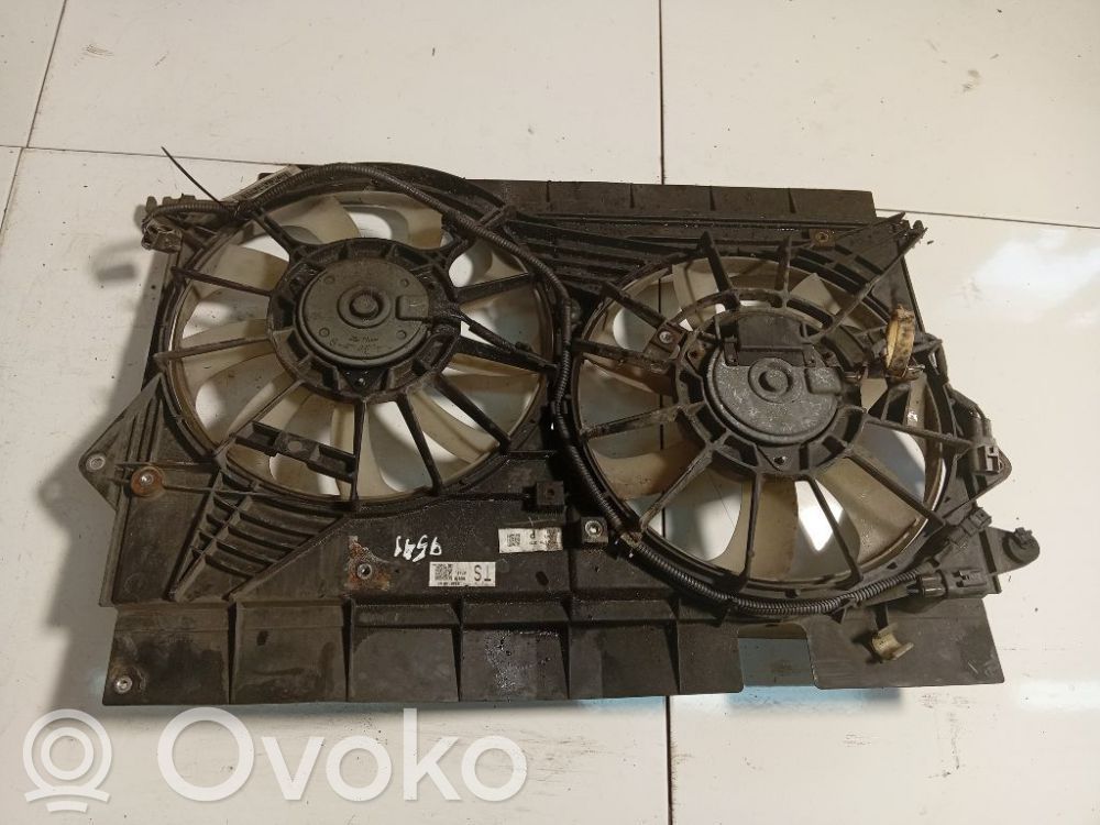 Toyota Avensis T270 Convogliatore ventilatore raffreddamento del radiatore