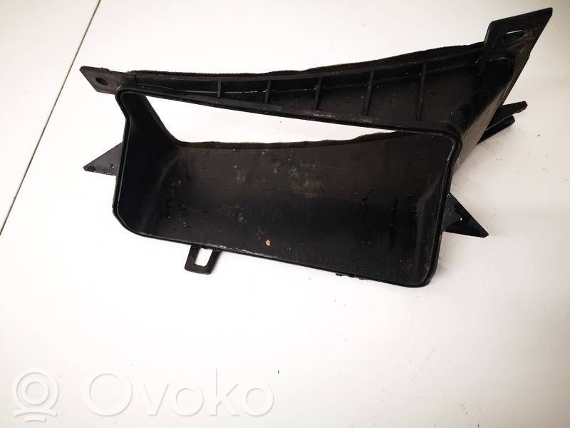Tesla Model S Kita išorės detalė 