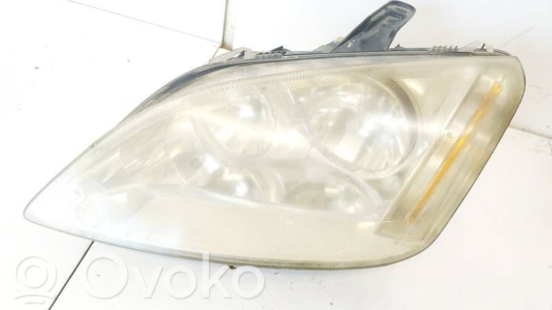 Ford Focus C-MAX Faro/fanale