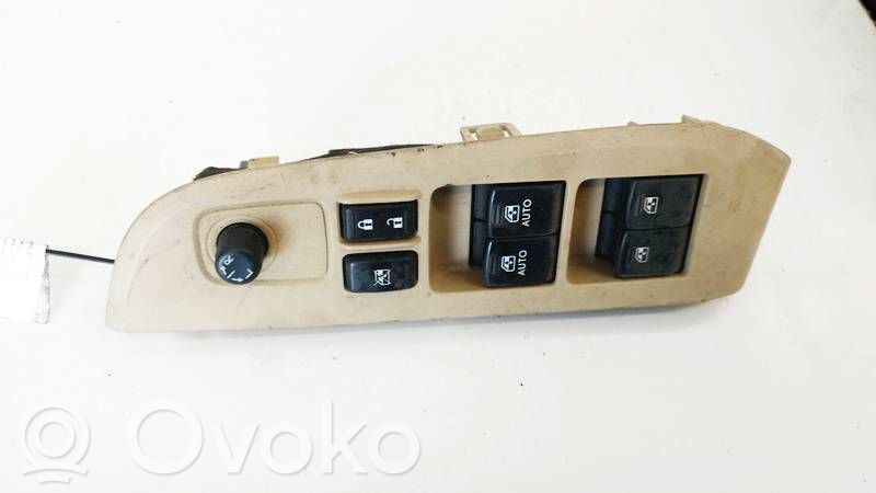 Subaru Outback (BS) Electric window control switch 