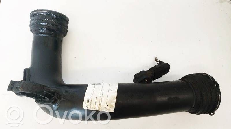 Volkswagen Touran I Tubo flessibile intercooler 