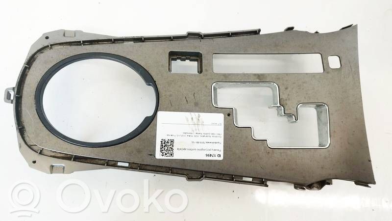 Toyota Avensis T270 Altra parte interiore 