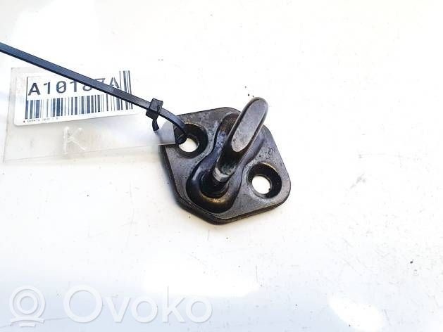 KIA Cerato Rear door lock loop/hook striker 