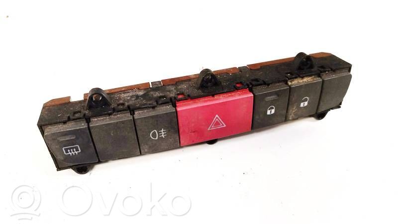 Hazard light switch   7354213630,30280115,30280115,7354213630