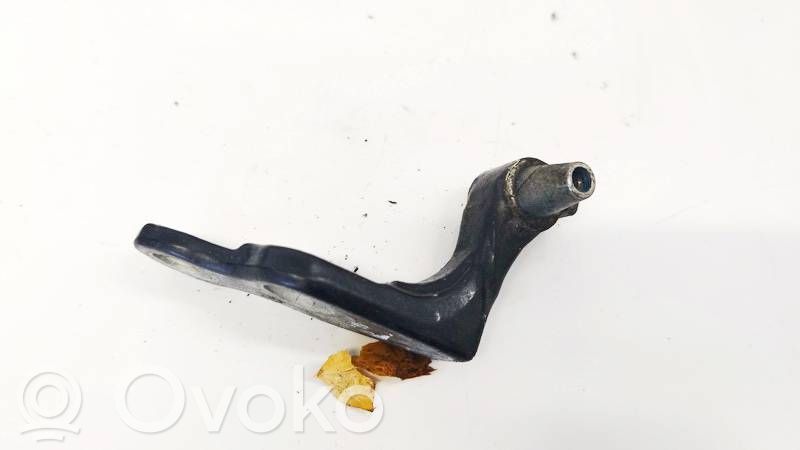 Ford Kuga I Zawias dolny drzwi tylnych 