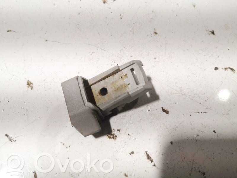 BMW 3 E46 Clip/gancio/supporto per aletta parasole 