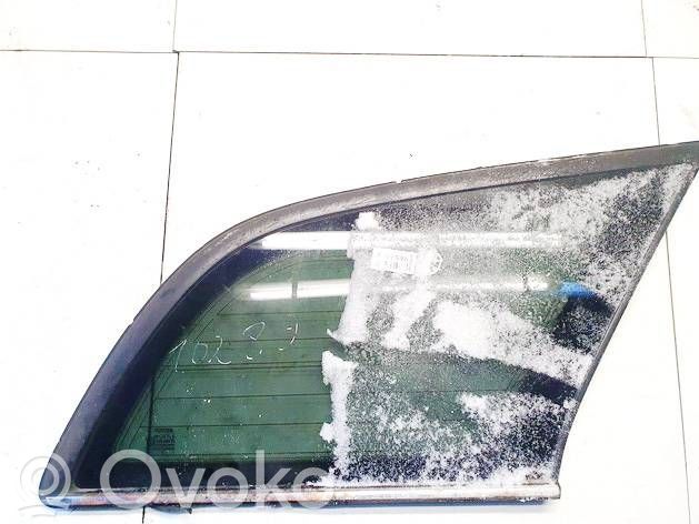 Toyota Avensis T250 Geam lateral spate 