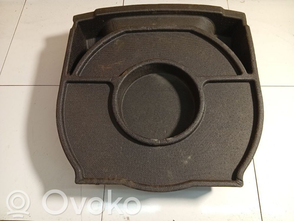 Opel Antara Garniture de section de roue de secours 