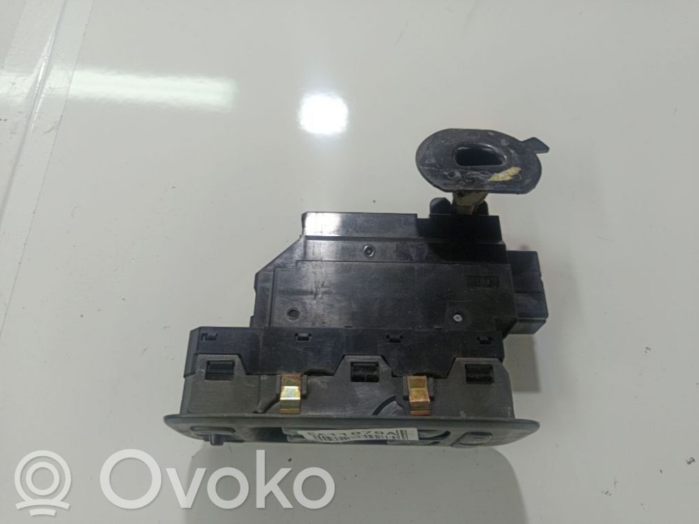Interruptor del elevalunas eléctrico   8632949,01W47E,8632949,MD472600109