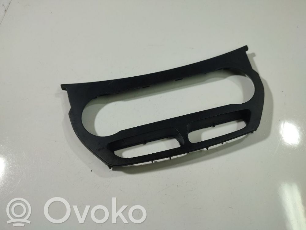 Ford Grand C-MAX Otros repuestos del interior 