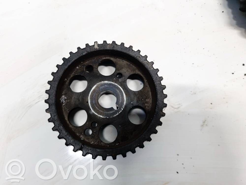 Fiat Freemont Pinion pompă combustibil (fulie) 