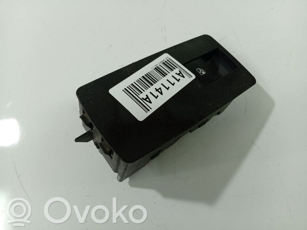 Opel Insignia A Przyciski szyb 