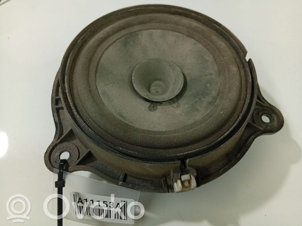 Nissan Tiida C11 Altoparlante portiera anteriore 