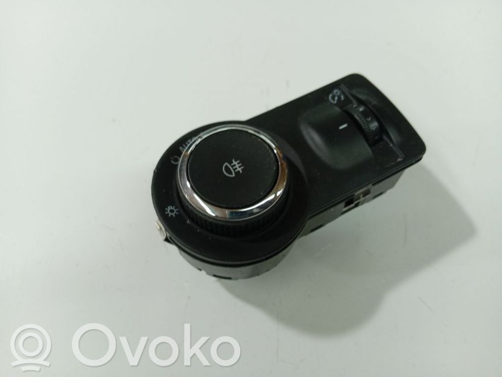 Opel Insignia A Interruttore luci 