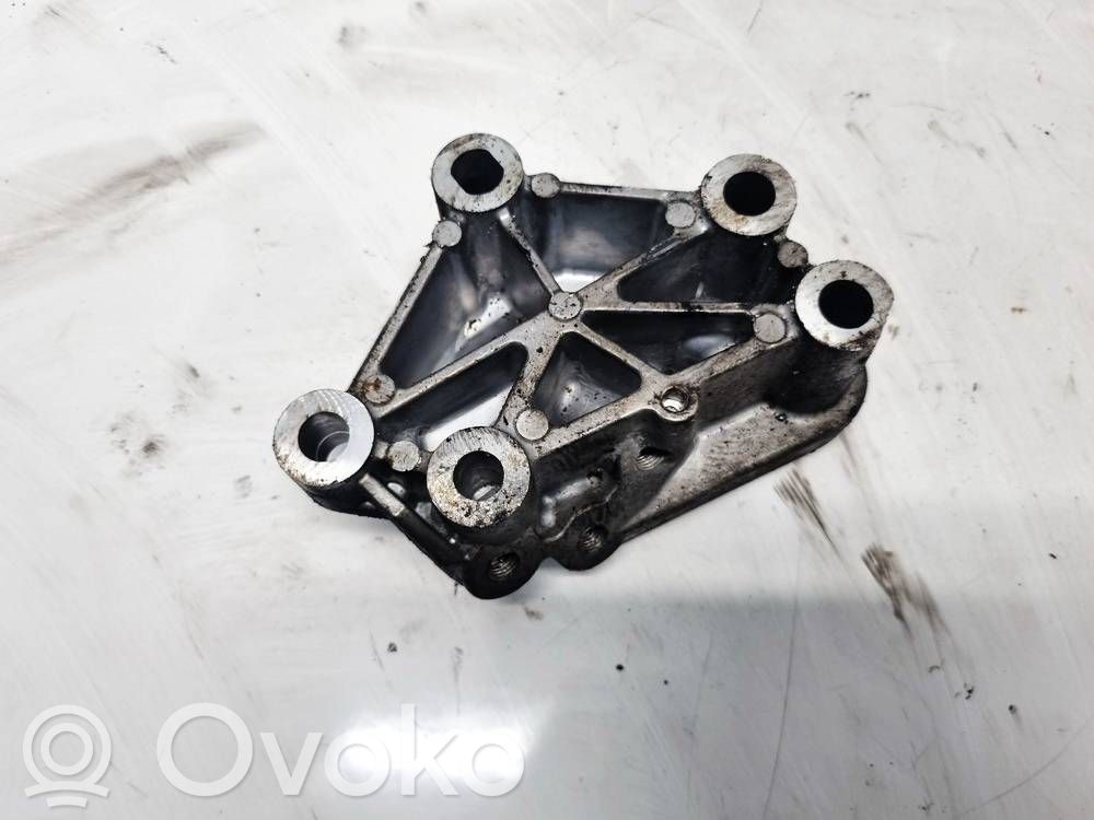 Volvo S40, V40 Suport motor 