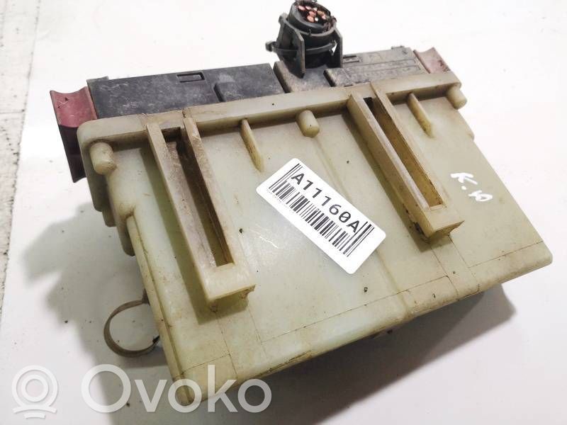 Opel Zafira A Set scatola dei fusibili 
