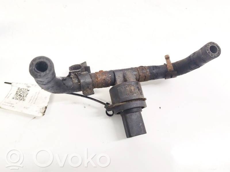 Volkswagen Golf V Capteur de température du carburant