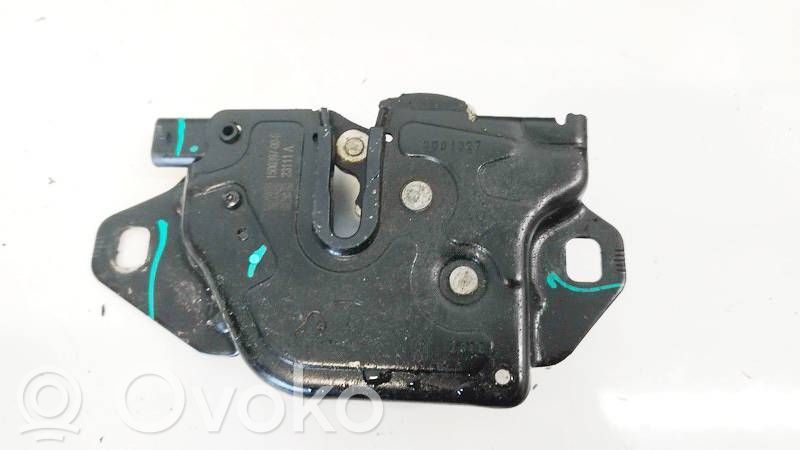 Tesla Model 3 Chiusura/serratura vano motore/cofano