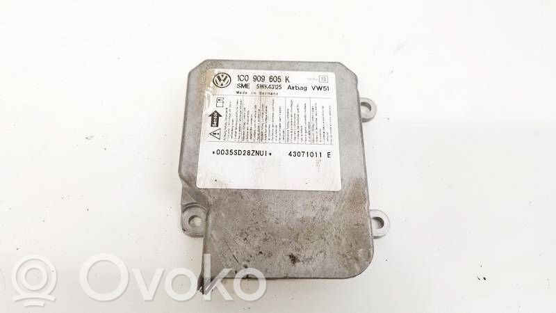Skoda Praktik (5J8) Centralina/modulo airbag