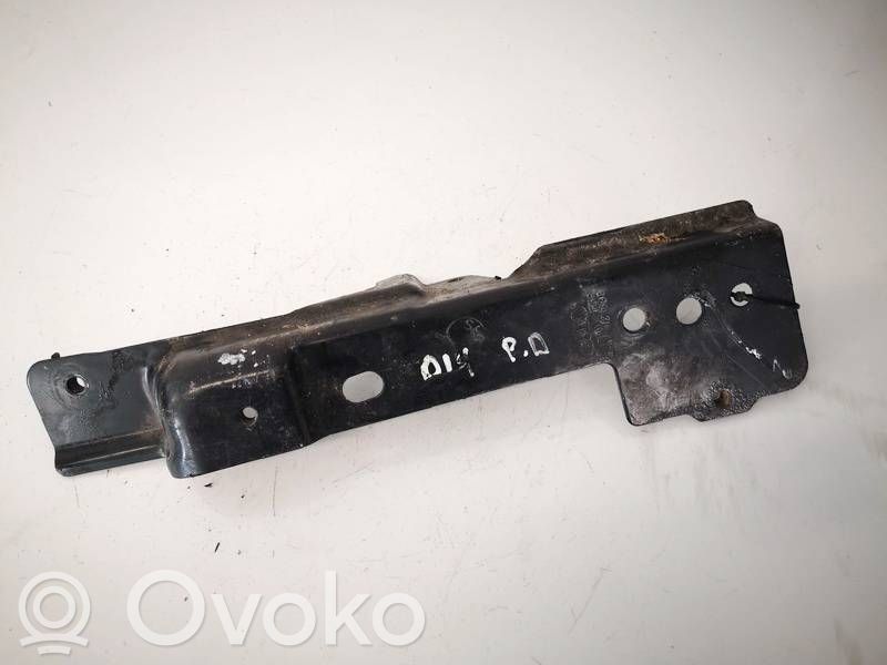 Audi Q7 4L Staffa di rinforzo montaggio del paraurti anteriore 