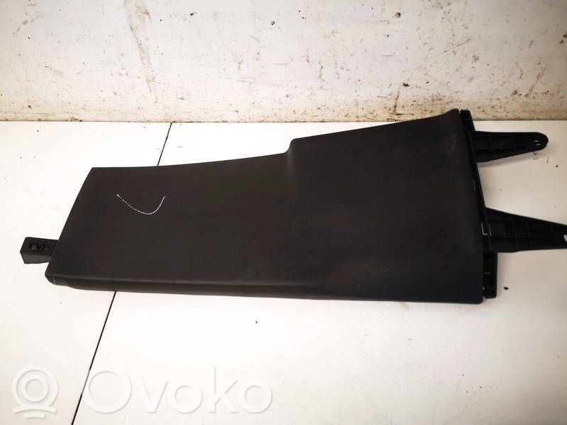 Seat Leon (5F) Rivestimento montante (B) (superiore)