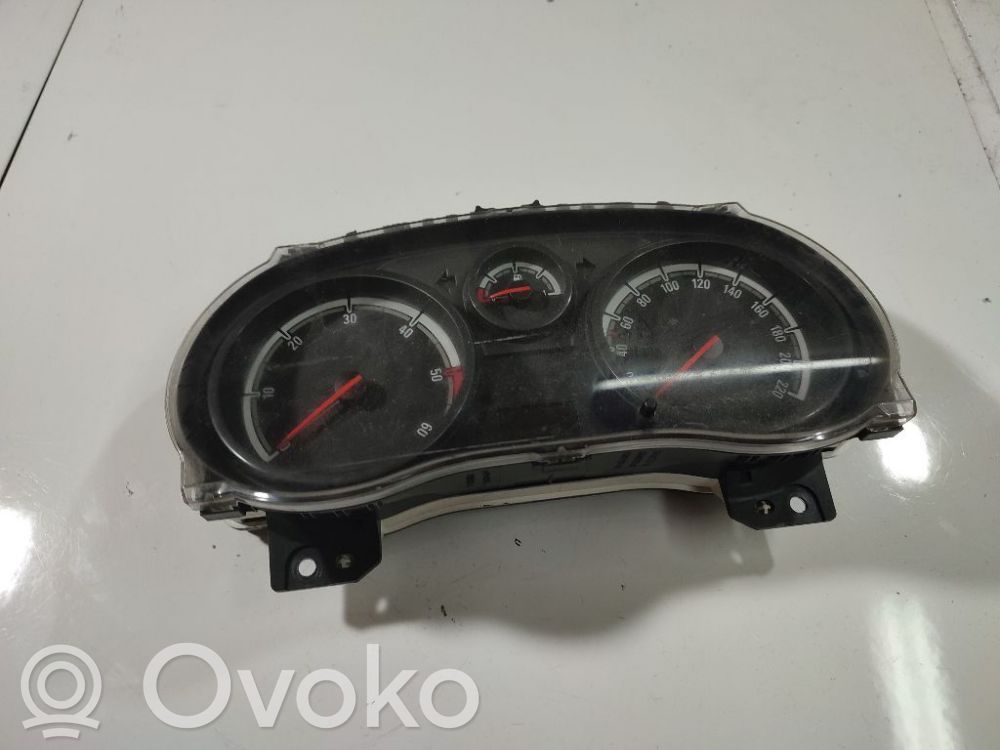 Opel Corsa D Licznik / Prędkościomierz 