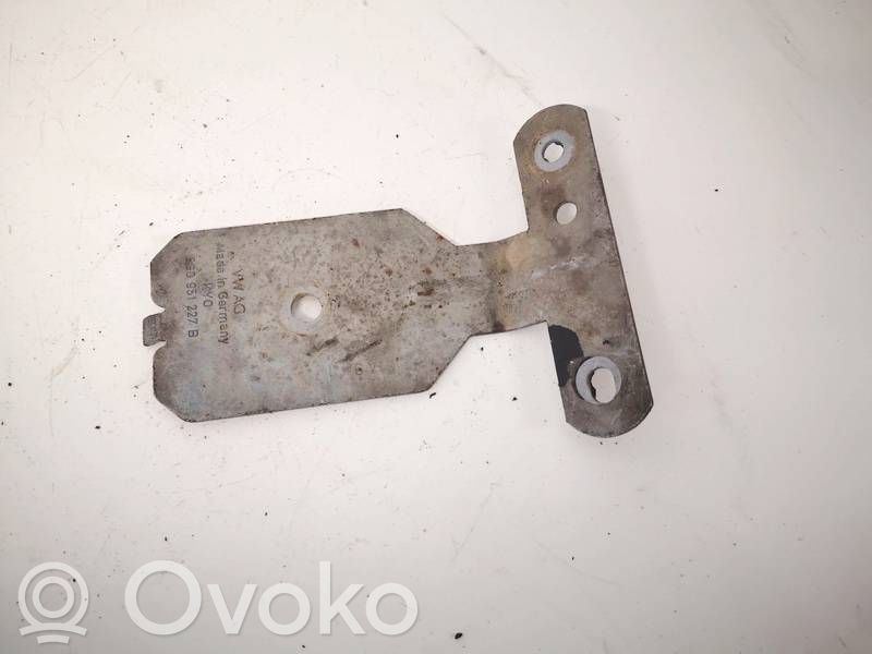 Muu ulkopuolen osa   5G0951227B,5G0951227B
