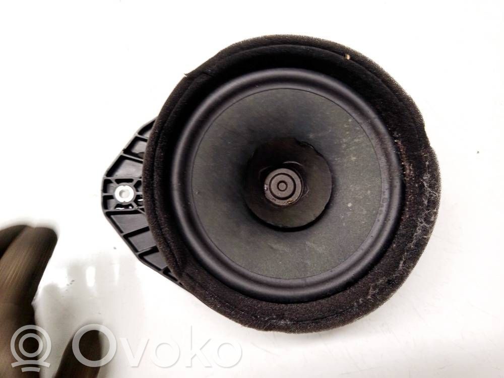 Opel Insignia B Altavoz de la puerta delantera 