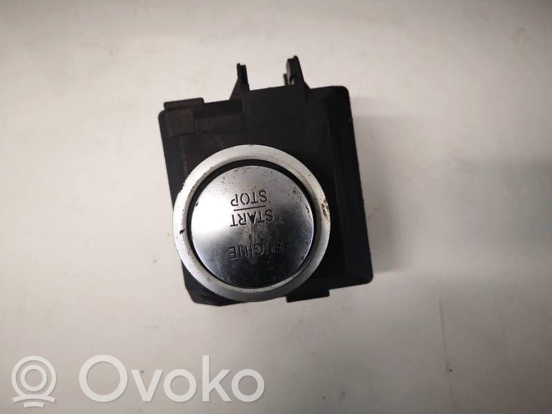 Mercedes-Benz A W176 Buton pornire/oprire motor 