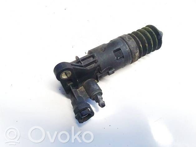 Główny cylinder sprzęgła   8E0721257K,8E0721257K
