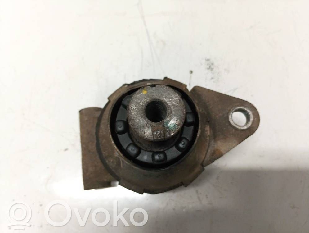 Opel Astra H Supporto di montaggio del motore 