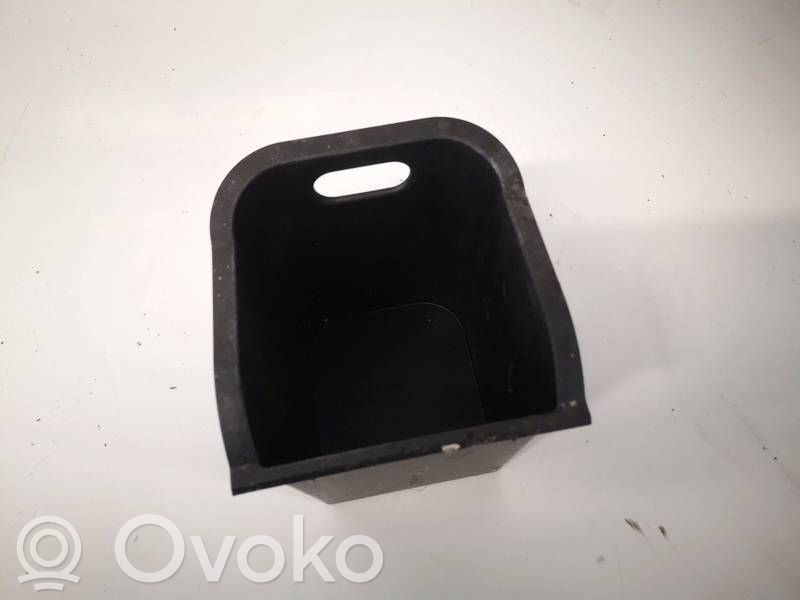 Mercedes-Benz A W176 Altra parte interiore