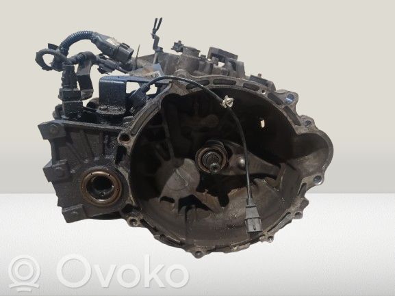 KIA Ceed Cutie viteze manuală cu 5 trepte 