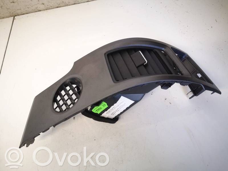 Honda CR-V Rejilla de ventilación central del panel