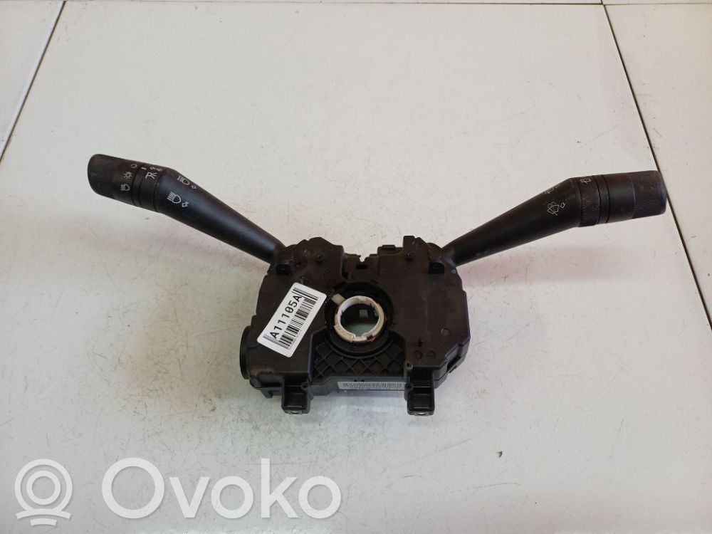 Fiat Fiorino Commodo, commande essuie-glace/phare 