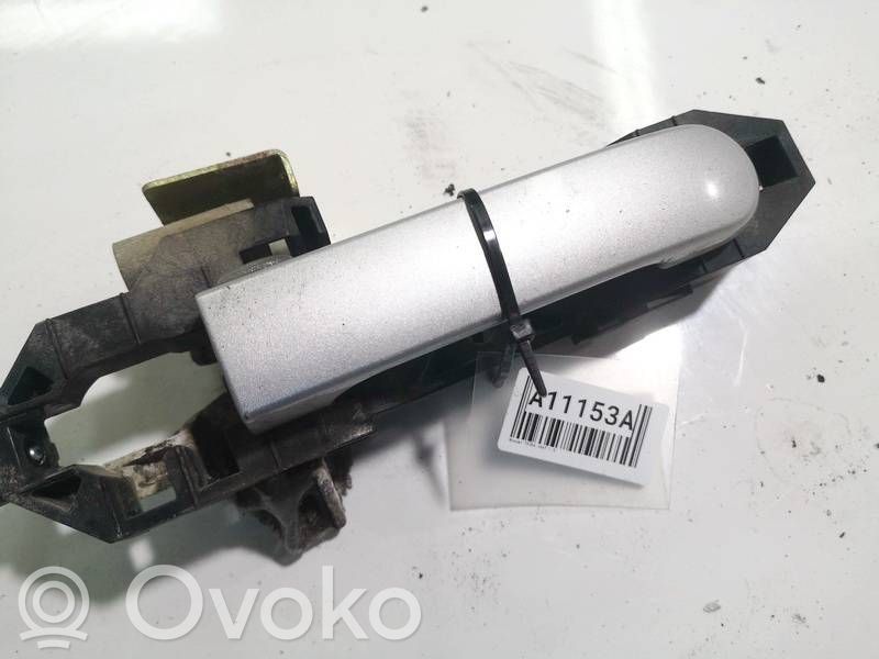 Nissan Tiida C11 Maniglia esterna per portiera anteriore