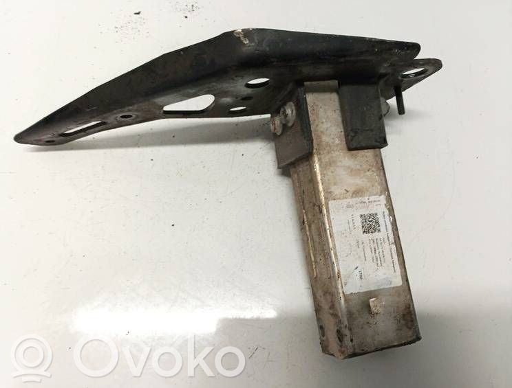 Etupuskurin kannake   4F0807134,4F08071349,4F0807134,4F08071341,4F08071349