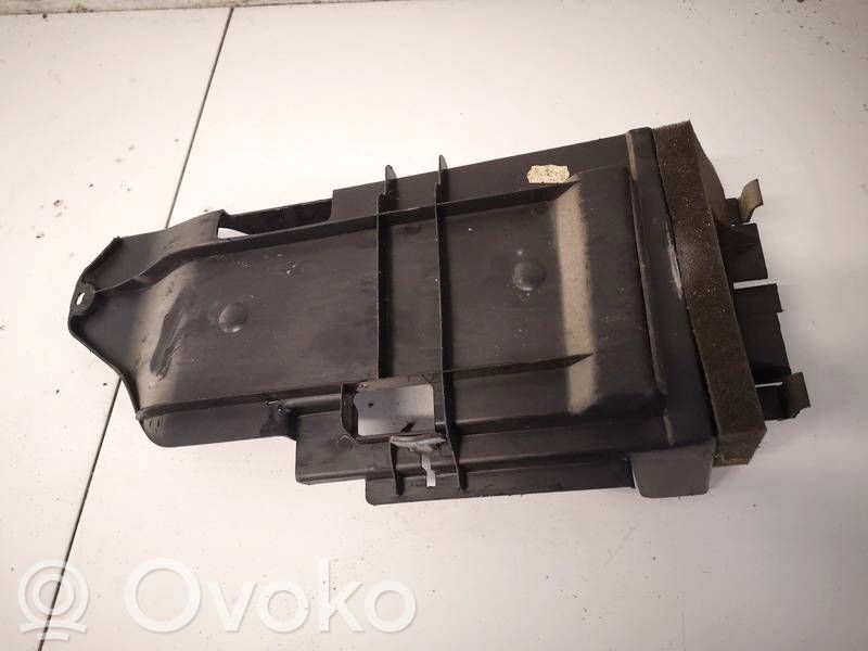 Volkswagen PASSAT B5.5 Inne części karoserii 