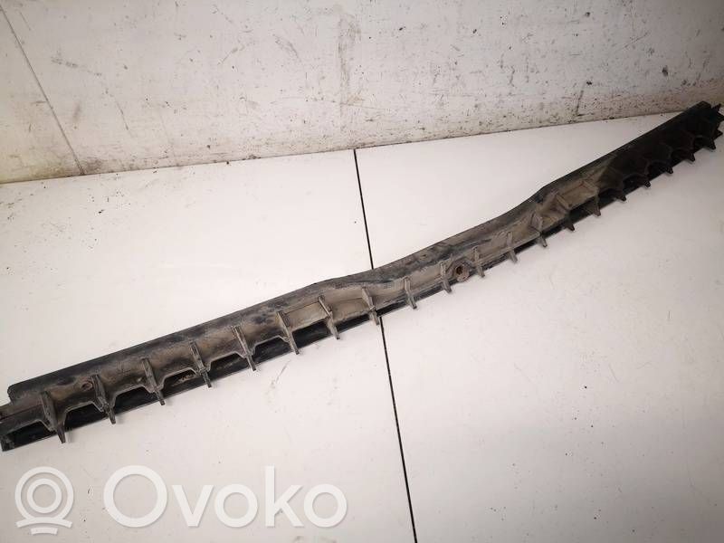 Volkswagen PASSAT B5.5 Suport montare bară spate 