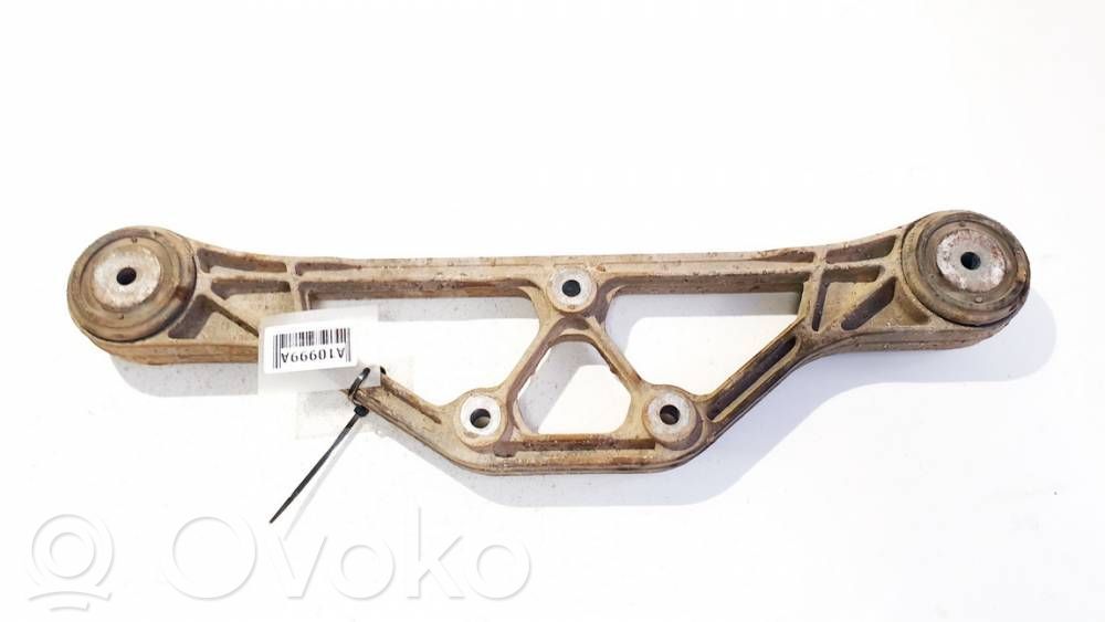 Audi A8 S8 D3 4E Engine mount bracket 